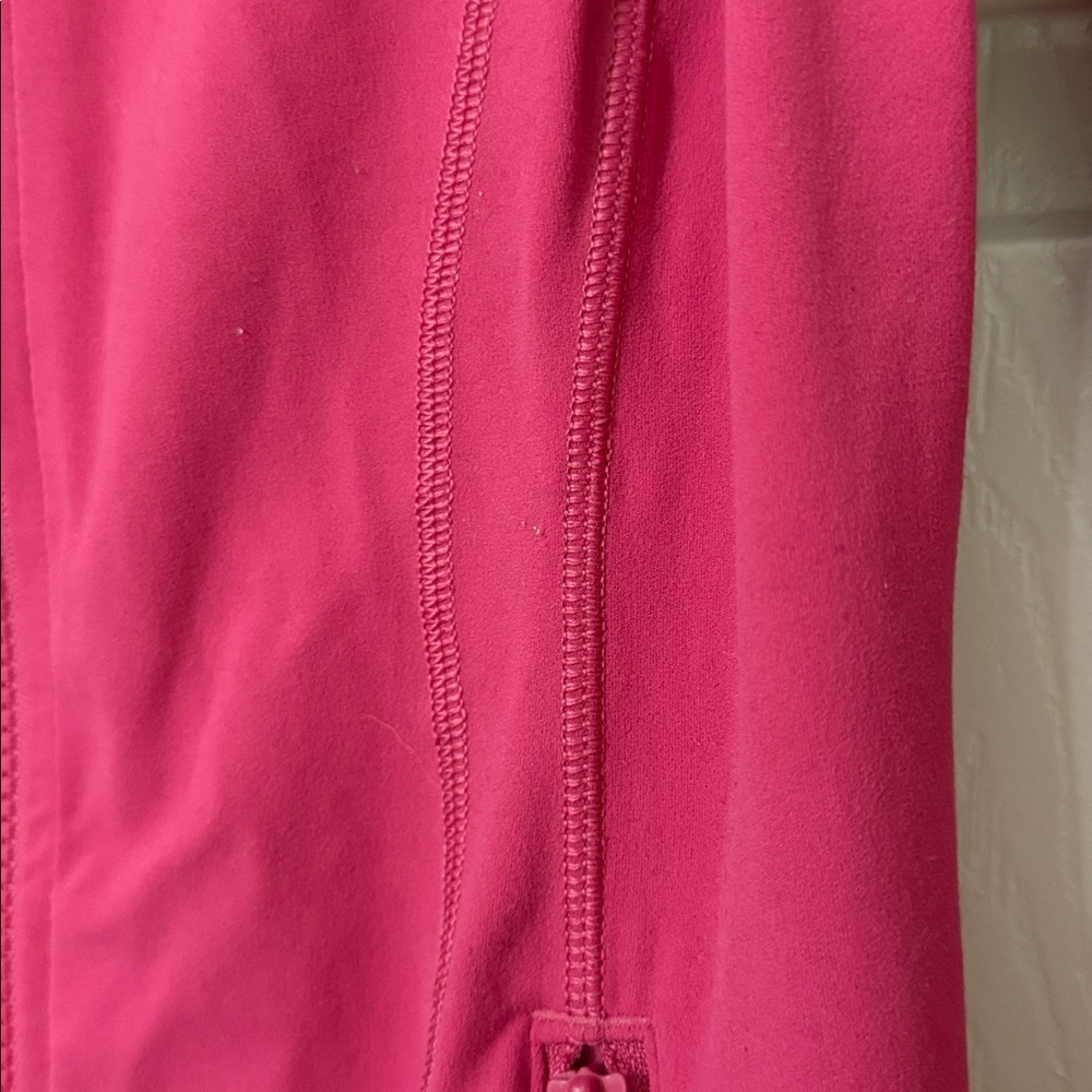 Lululemon Raspberry coulis define Jacket - Picture 3 of 6